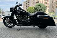 Harley-Davidson Road King Base