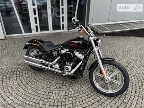 Harley-Davidson Softail Standard 2024