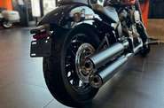 Harley-Davidson Street Bob Base