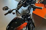 Harley-Davidson Street Bob Base