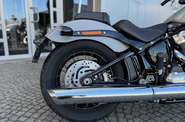 Harley-Davidson Street Bob Base