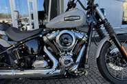 Harley-Davidson Street Bob Base