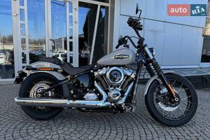 Harley-Davidson Street Bob Base