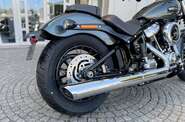 Harley-Davidson Street Bob Base