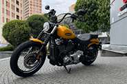 Harley-Davidson Street Bob Base