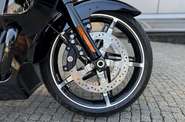Harley-Davidson Street Glide Ultra Base