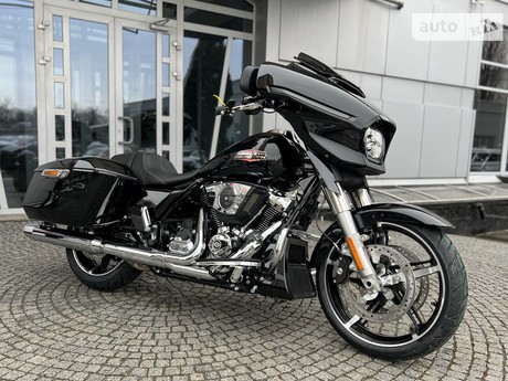 Harley-Davidson Street Glide 2024