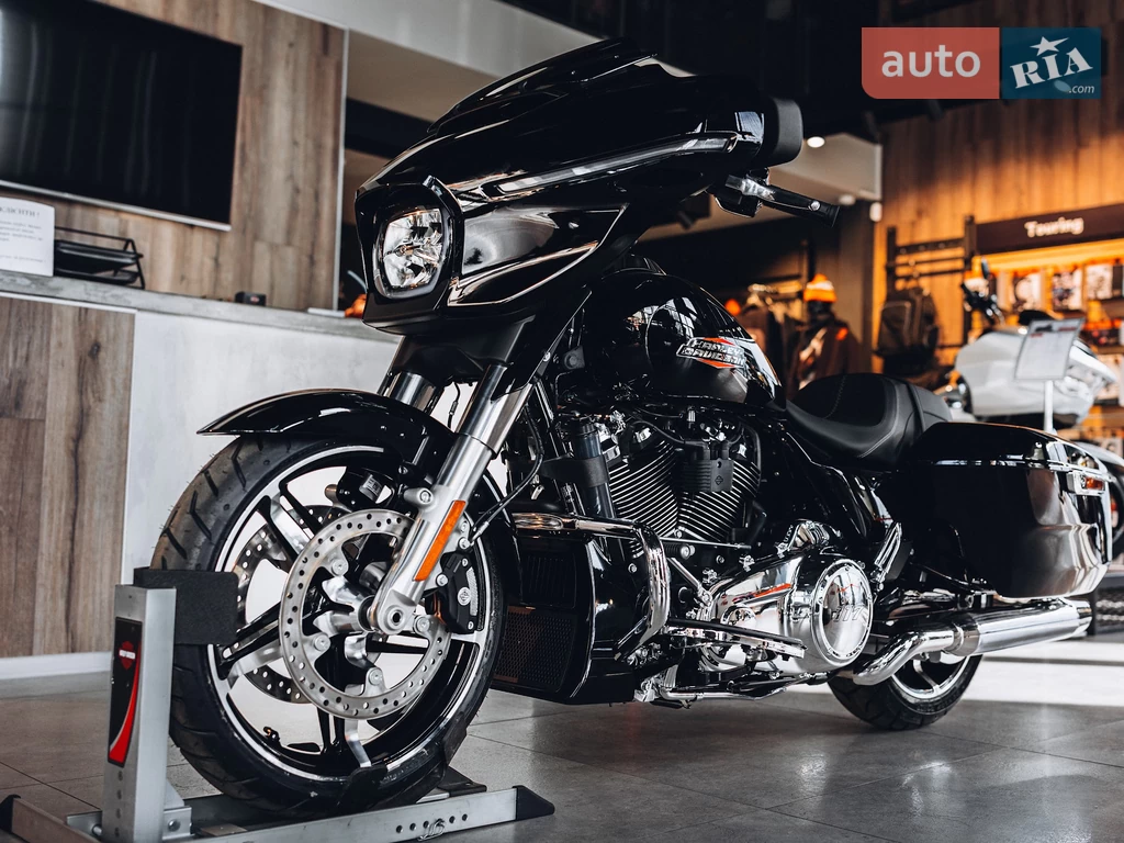 Harley-Davidson Street Glide Base