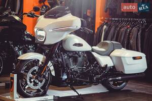 Harley-Davidson Street Glide Base