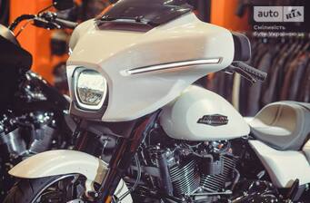 Harley-Davidson Street Glide 2025 Base