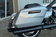 Harley-Davidson Street Glide Base
