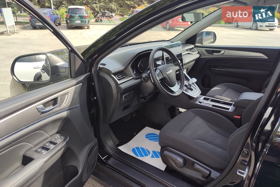 Haval M6 - фото 10