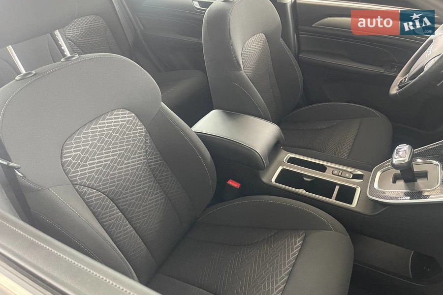 Haval M6 - фото 12