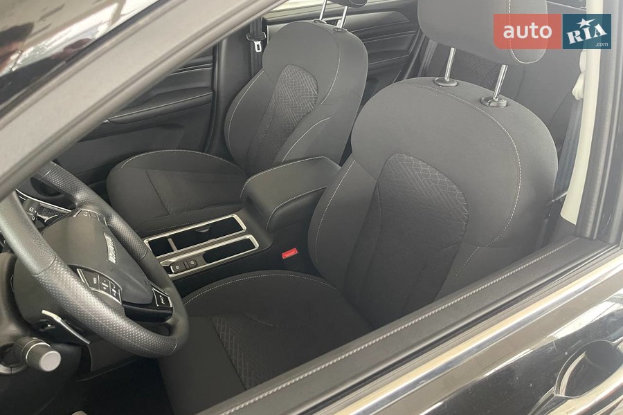 Haval M6 - фото 6