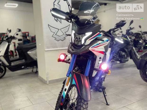 Hensim ADV 300 2025