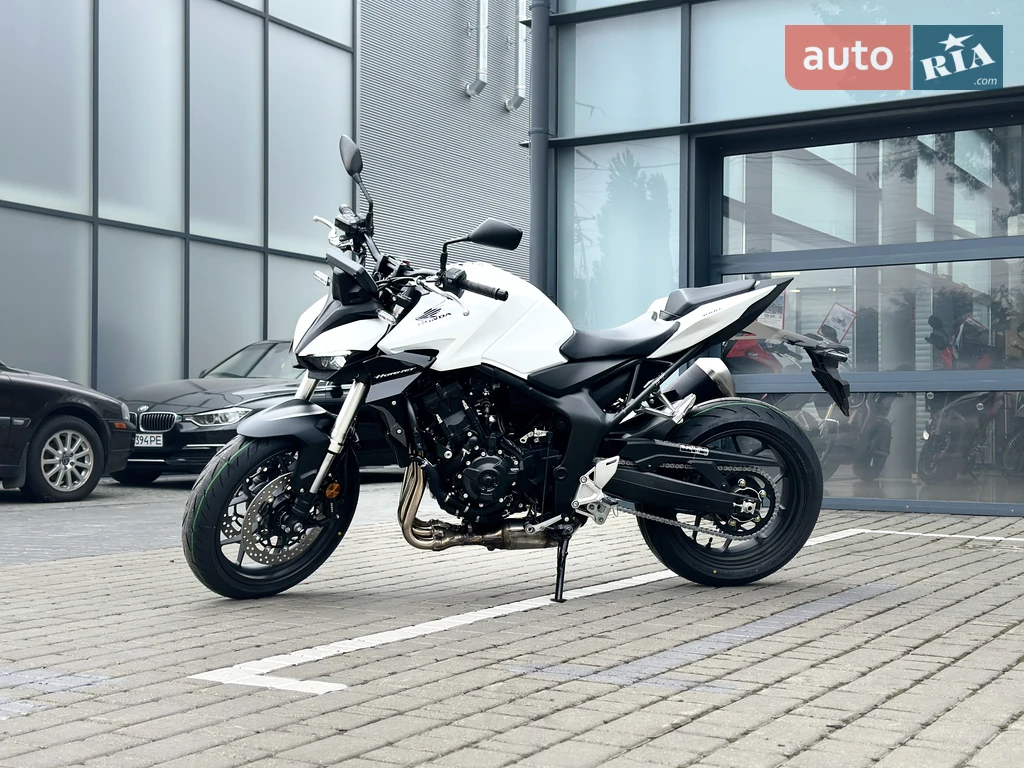 Honda CB 1000S Hornet Base