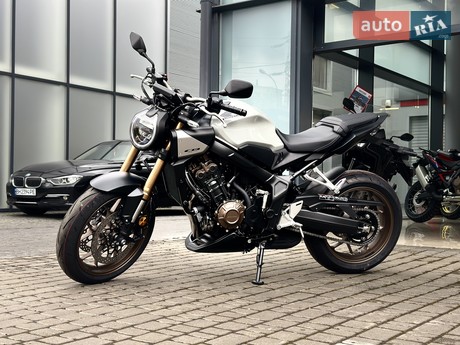 Honda CB 650R 2025