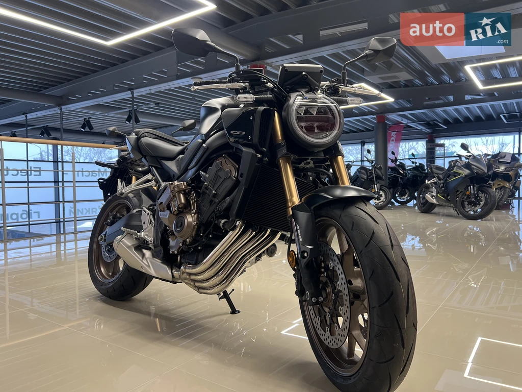 Honda CB Base