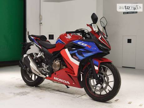 Honda CBR 400R 2021