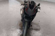 Honda CBR 400R Base