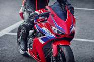 Honda CBR 650R Base