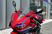 Honda CBR 650R Base