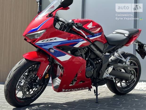 Honda CBR 650R 2025