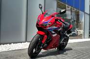 Honda CBR 650R Base