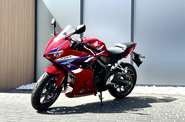 Honda CBR 650R Base