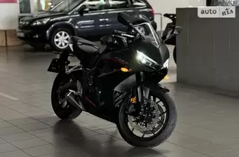 Honda CBR 650R