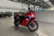 Honda CBR 650R Base