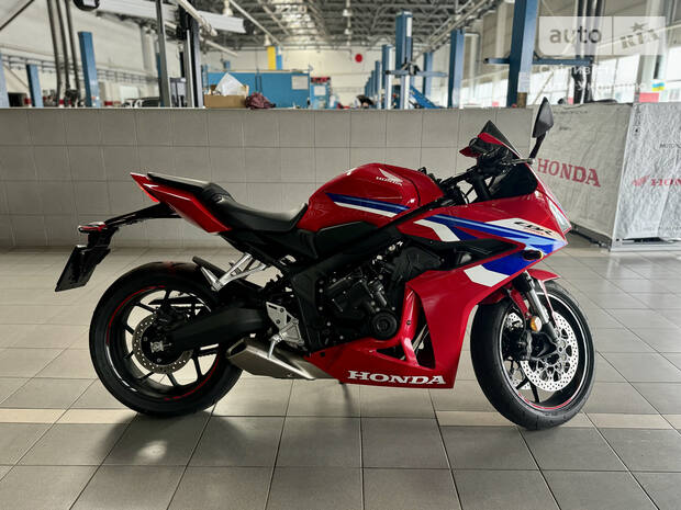 Honda CBR 650R 2026