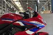Honda CBR 650R Base