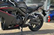 Honda CBR 650R Base