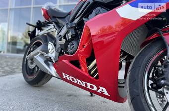 Honda CBR 2024 Base