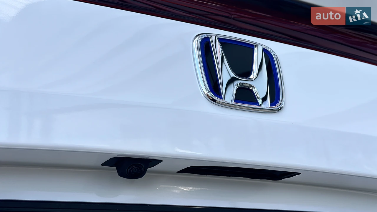 Honda-24