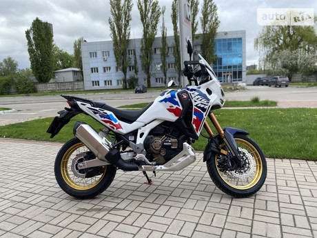 Honda CRF 1100L Africa Twin 2024