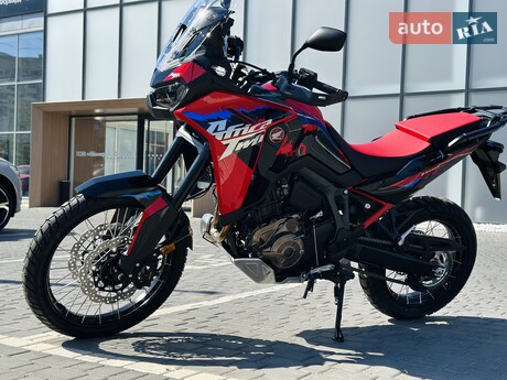 Honda CRF 1100L Africa Twin 2025