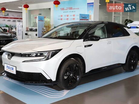 Honda e:NP2 2025
