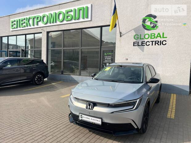 Honda e:NP2 2025