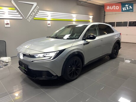 Honda e:NP2 2025