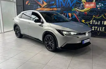 Honda e:NP2