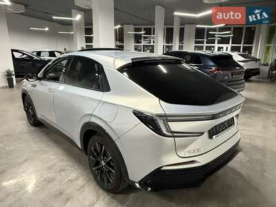 Новый Honda e:NP2 2025 - фото 5