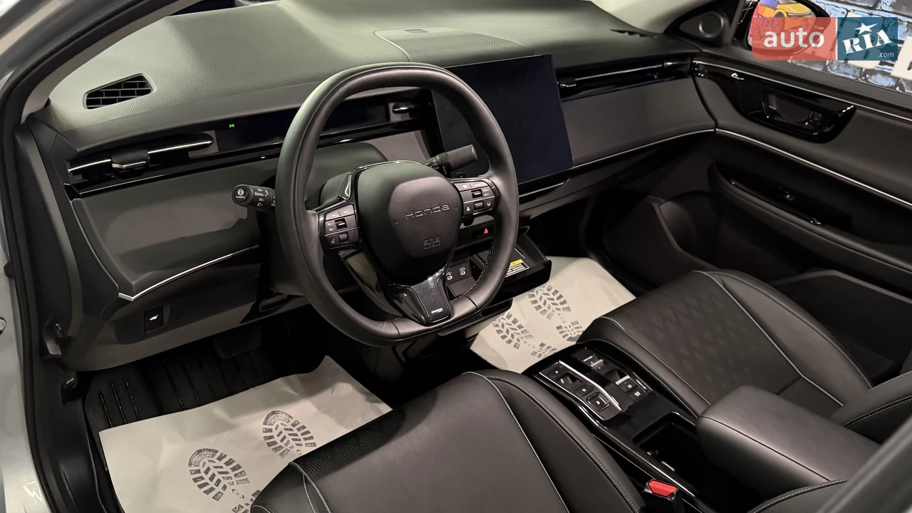 Honda-16