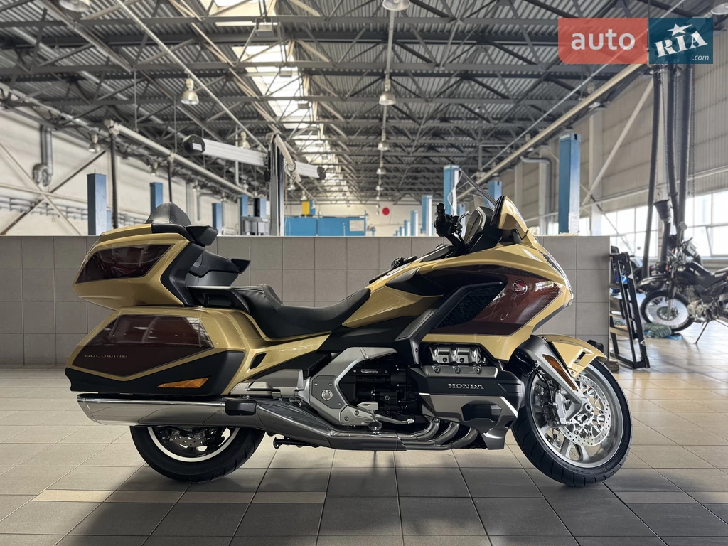 Honda GL 1800 Gold Wing Honda GL 1800 Gold Wing Base