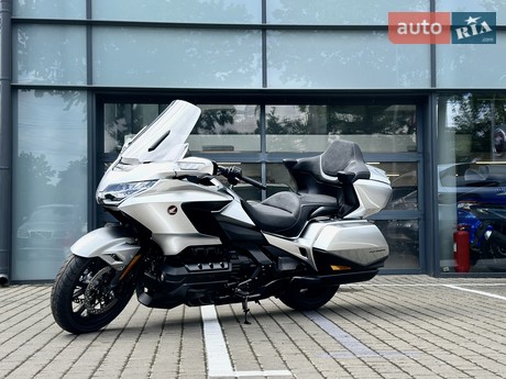 Honda GL 2025