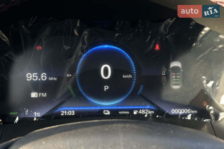 Honda M-NV - фото 22