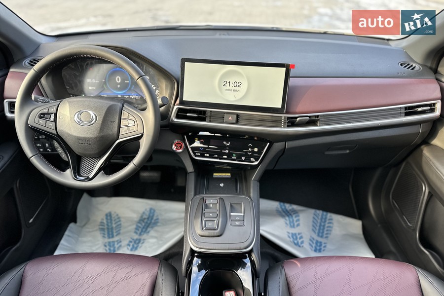 Honda M-NV - фото 18