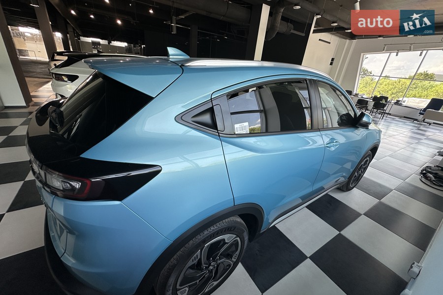 Honda M-NV - фото 11