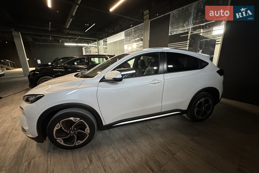 Honda M-NV - фото 7